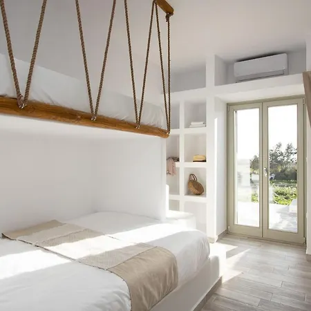 Plaka Naxos Sofia Sleeps 7 Holiday home *