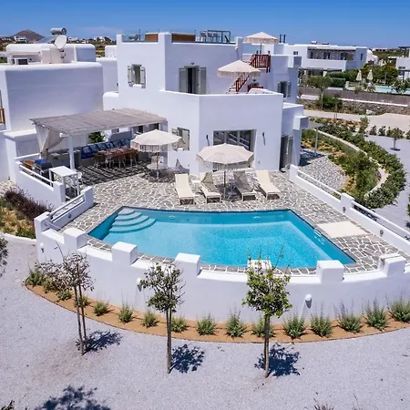 Plaka Naxos Sofia Sleeps 7 * Maragkas